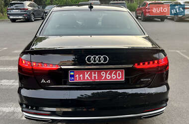 Седан Audi A4 2022 в 