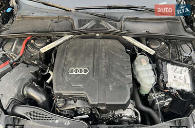 Седан Audi A4 2022 в 