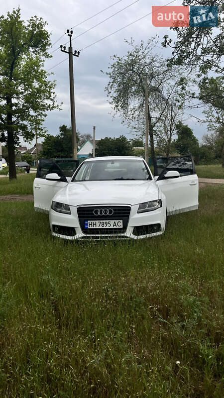 Универсал Audi A4 2009 в Веселинове