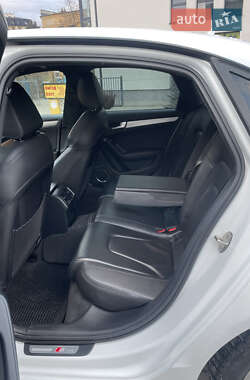 Седан Audi A4 2015 в 