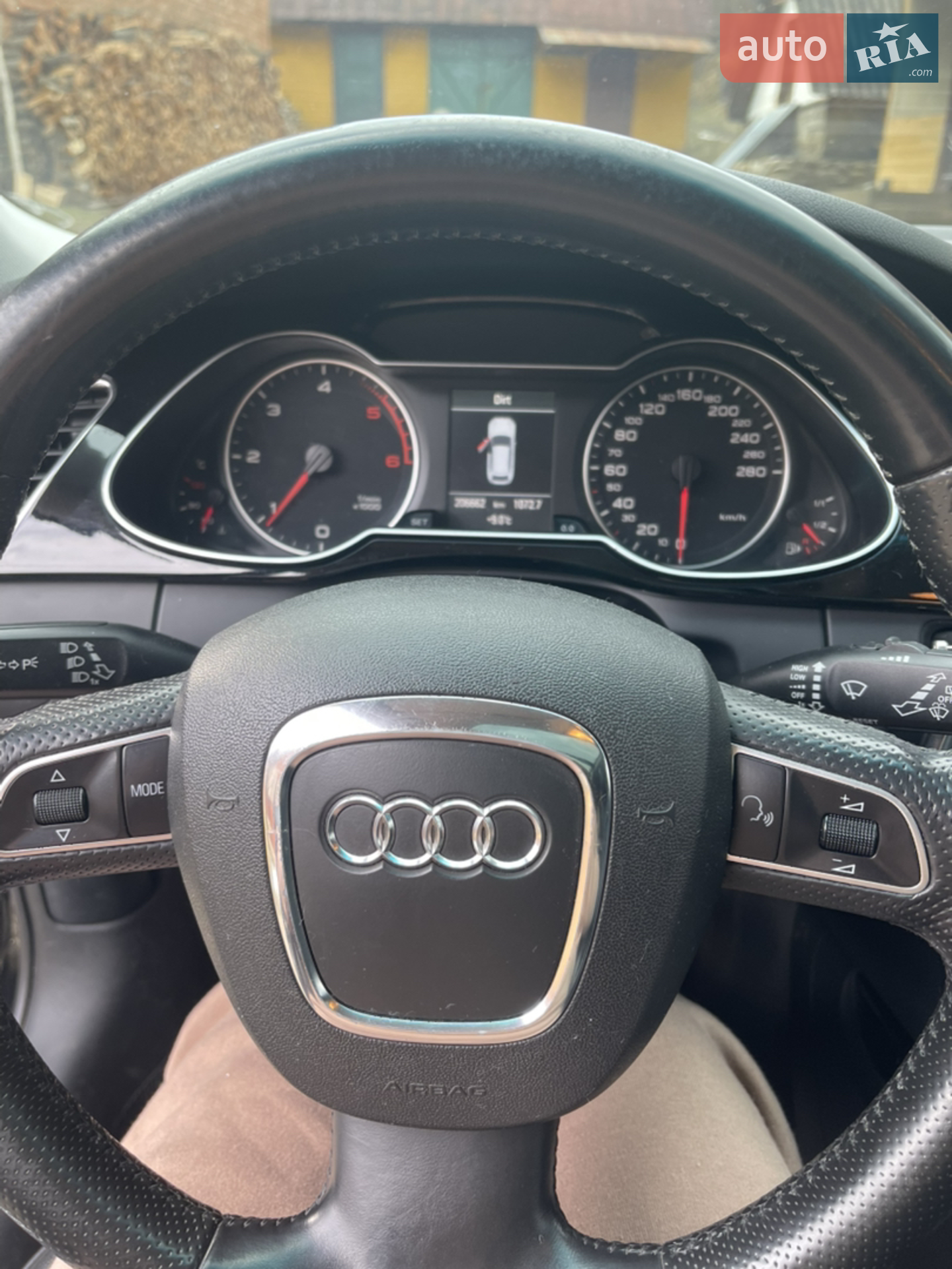 2011 Audi A4 - мініатюра 21