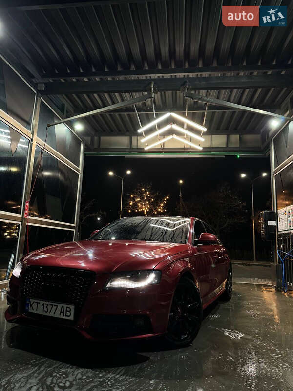 Седан Audi A4 2009 в 