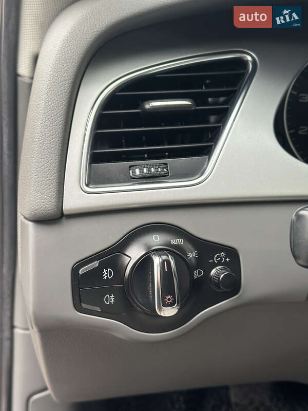 Седан Audi A4 2009 в Черновцах