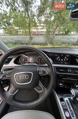 Седан Audi A4 2013 в 