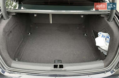 Седан Audi A4 2013 в 