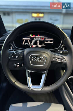 Седан Audi A4 2023 в 