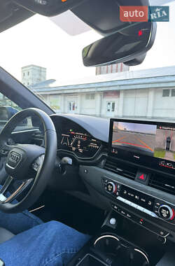 Седан Audi A4 2023 в 