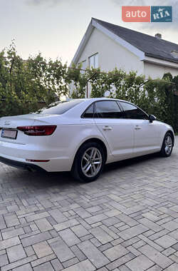 Седан Audi A4 2017 в 