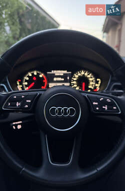 Седан Audi A4 2017 в 