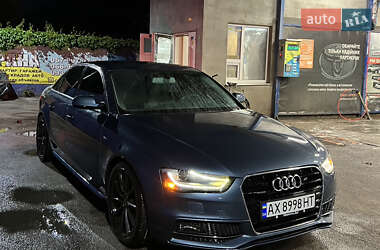 Седан Audi A4 2014 в 