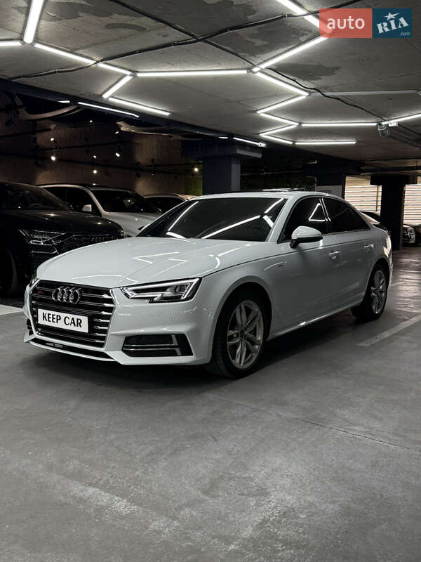 Седан Audi A4 2016 в Одессе