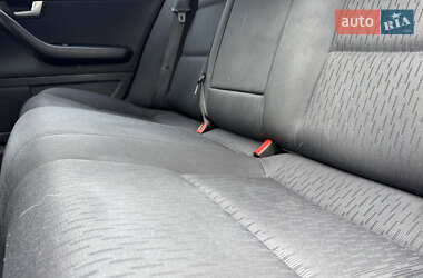 Седан Audi A4 2006 в 