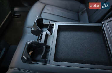 Седан Audi A4 2021 в 