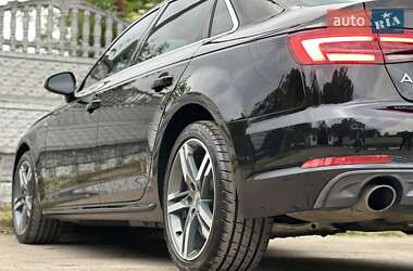 Седан Audi A4 2016 в 