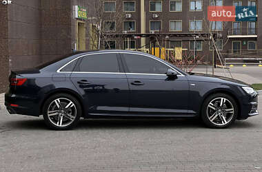 Седан Audi A4 2017 в 