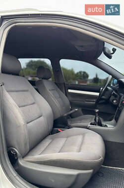 Универсал Audi A4 2000 в 