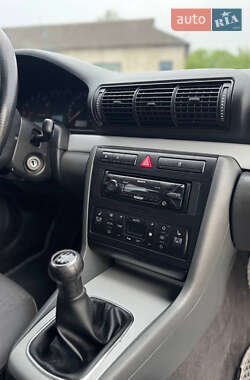 Универсал Audi A4 2000 в 