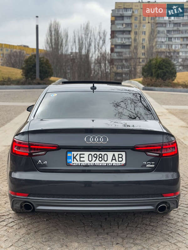 Седан Audi A4 2018 в Днепре