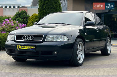 Седан Audi A4 2000 в 