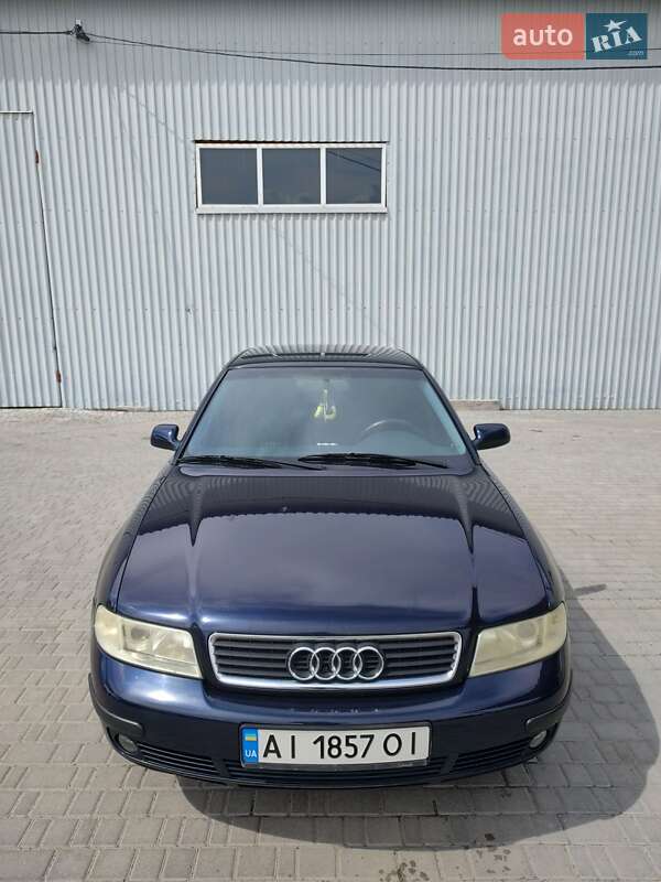 Седан Audi A4 1999 в 