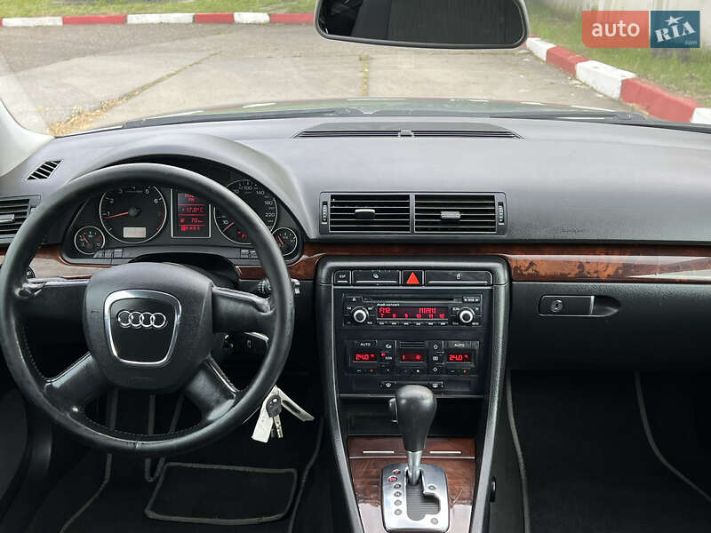 Седан Audi A4 2006 в 