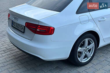Седан Audi A4 2014 в 