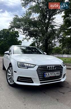 Седан Audi A4 2016 в 