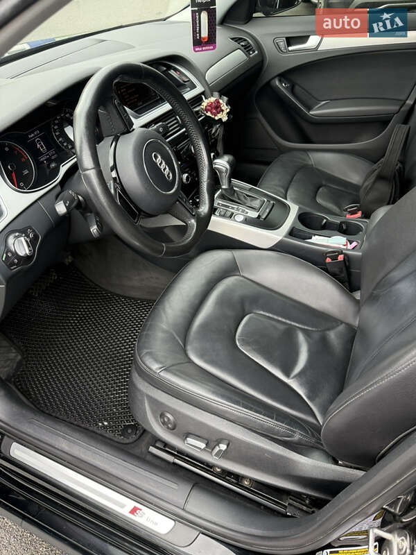 Седан Audi A4 2015 в Киеве