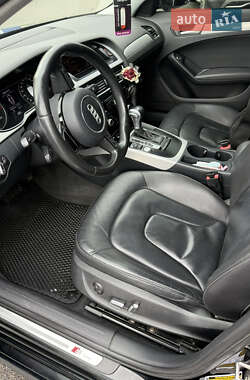 Седан Audi A4 2015 в 