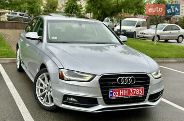 Седан Audi A4 2015 в 