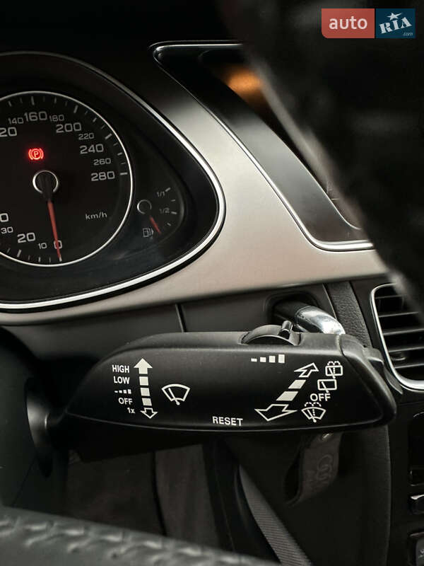 Универсал Audi A4 2014 в Львове