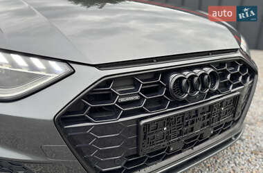 Седан Audi A4 2020 в 