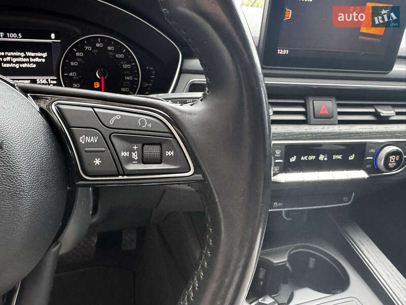 Седан Audi A4 2017 в Киеве