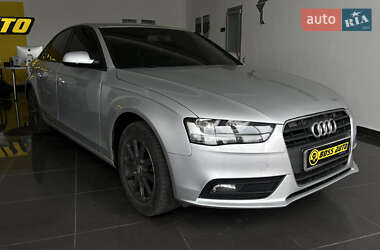 Седан Audi A4 2013 в Шептицькому
