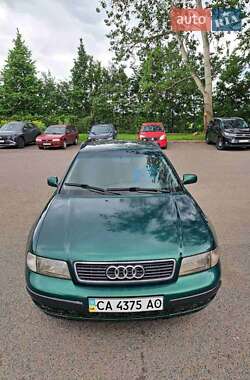 Универсал Audi A4 1997 в Умани