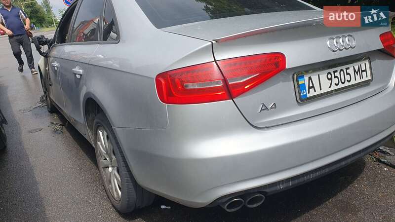 Седан Audi A4 2013 в 