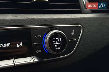 Седан Audi A4 2016 в 