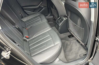 Седан Audi A4 2021 в 