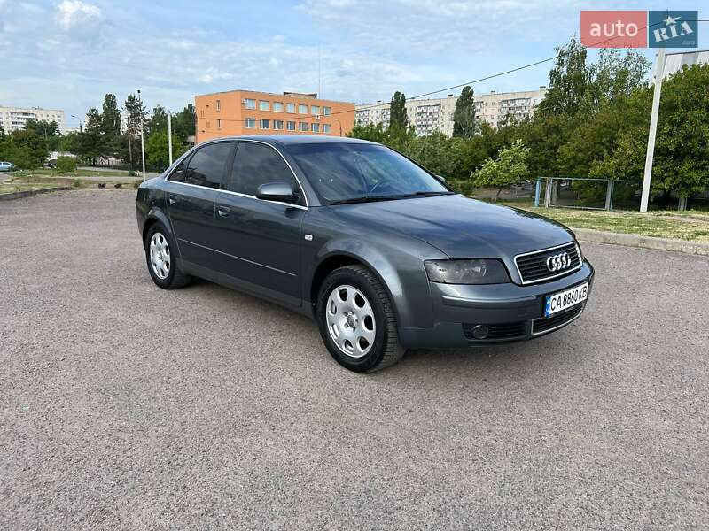 Седан Audi A4 2001 в Черкассах