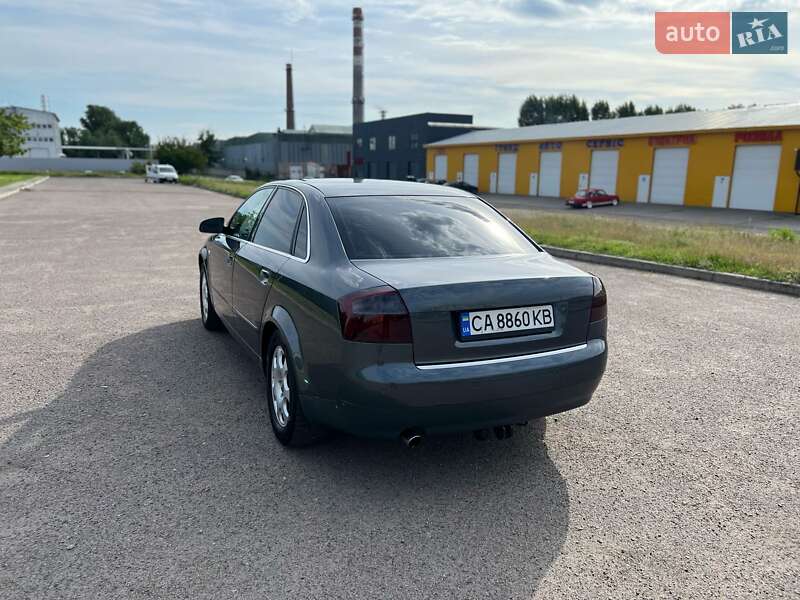 Седан Audi A4 2001 в Черкассах