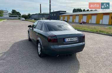Седан Audi A4 2001 в 