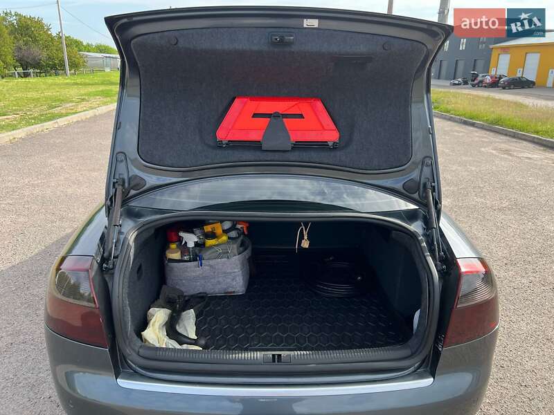 Седан Audi A4 2001 в Черкассах
