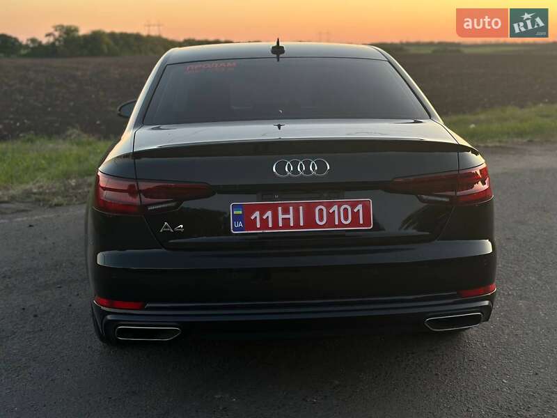 Седан Audi A4 2019 в Полтаві
