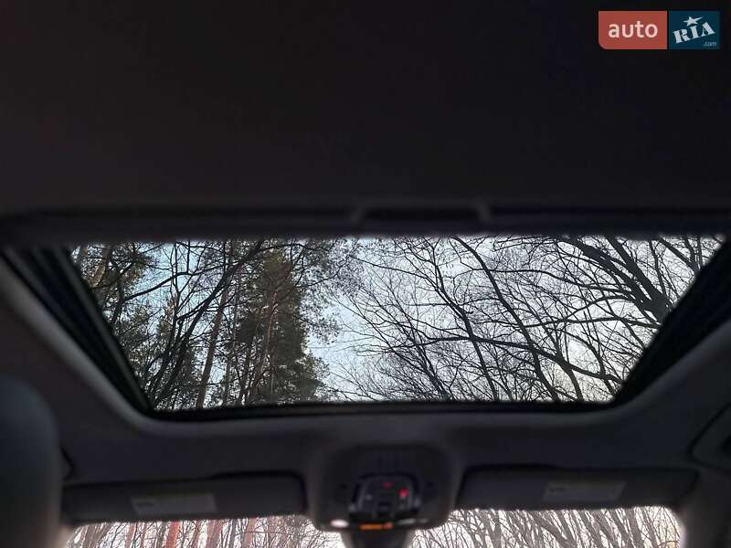 Седан Audi A4 2019 в Полтаві