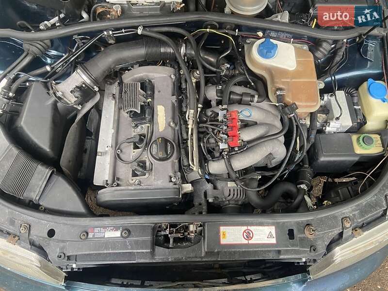 Седан Audi A4 1996 в Хмельницком