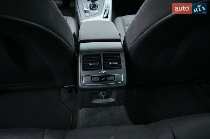 Універсал Audi A4 2019 в Хмельницькому