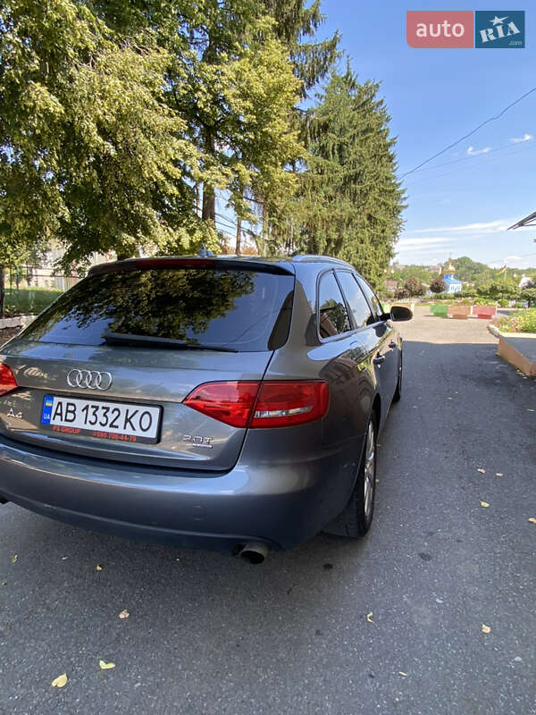 Універсал Audi A4 2012 в Тростянці