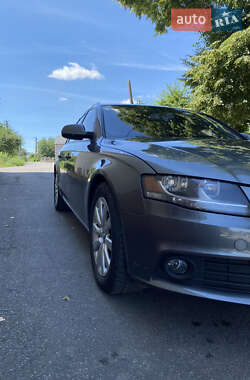 Универсал Audi A4 2012 в 