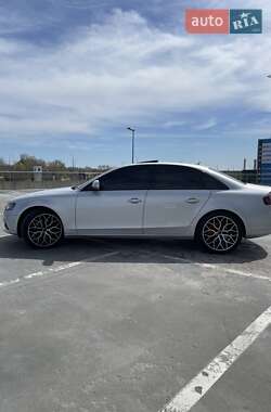 Седан Audi A4 2008 в 