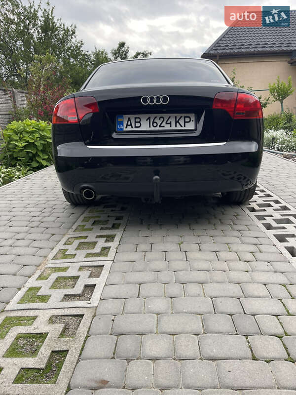 Седан Audi A4 2006 в Гнивани